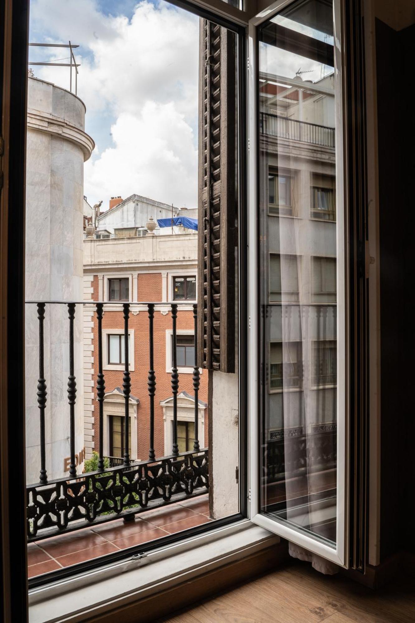 Suites You Zinc Madrid Exterior foto